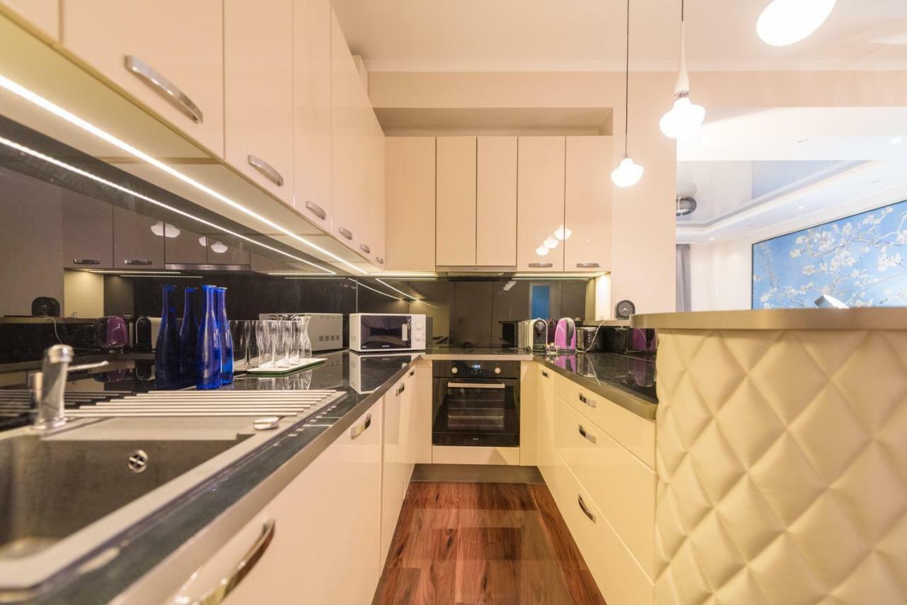 Oasis Apartments - Liberty Bridge Будапеща Екстериор снимка